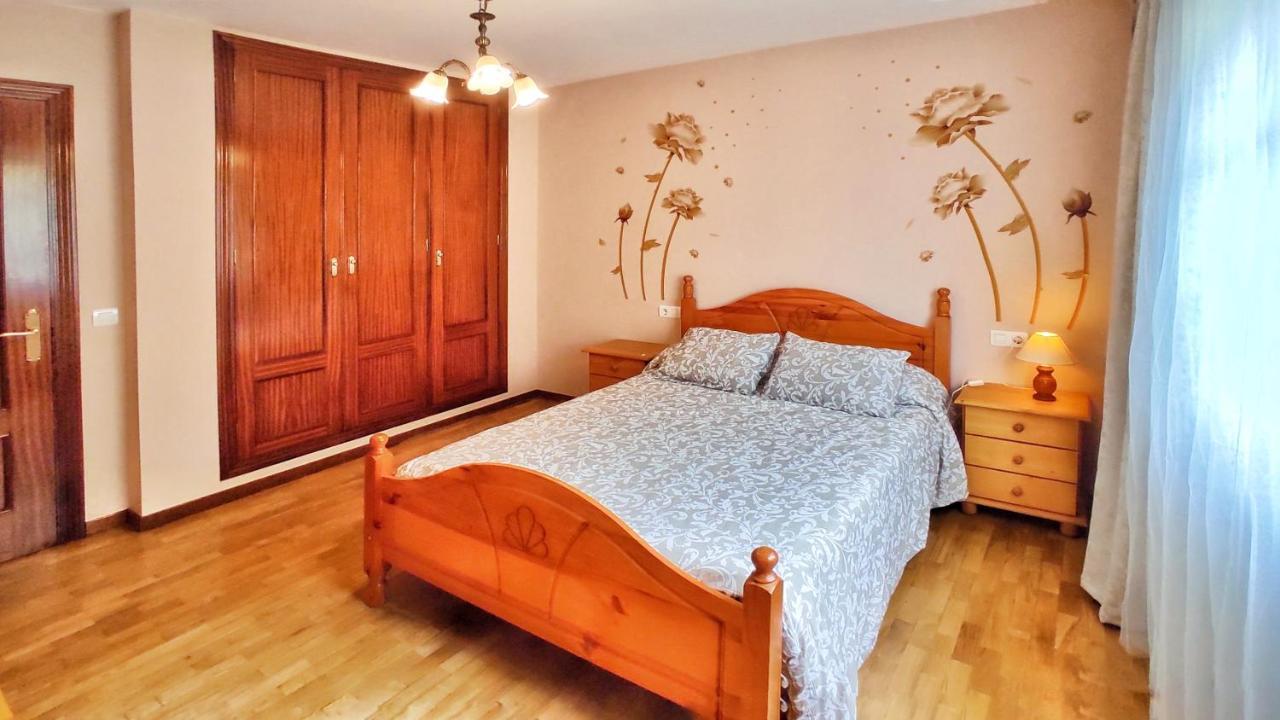 Apartamento Con Wifi En Casco Historico Betanzos Exterior foto